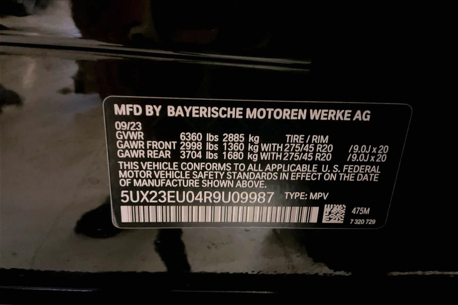 Used 2024 BMW X5 xDrive40i w/ M Sport Package AWD/4WD image 32