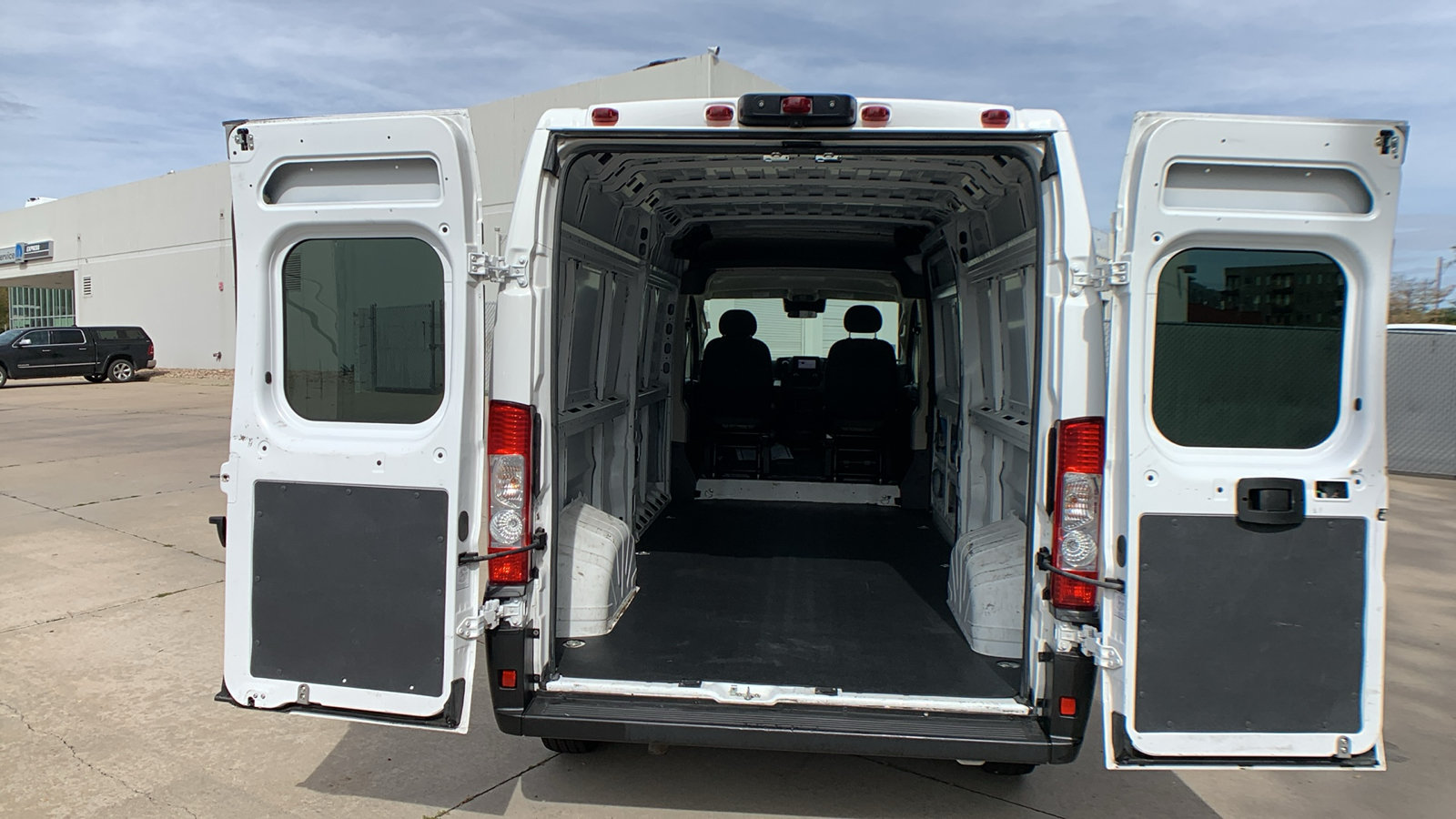 Used 2022 RAM ProMaster 2500 FWD image 22