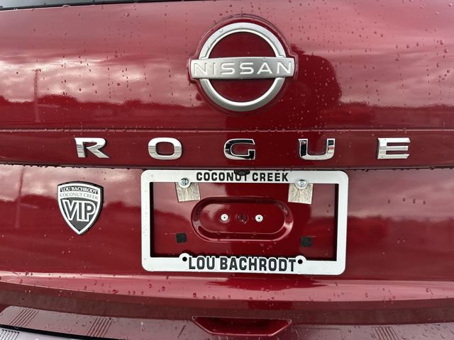 Used 2022 Nissan Rogue SV image 13