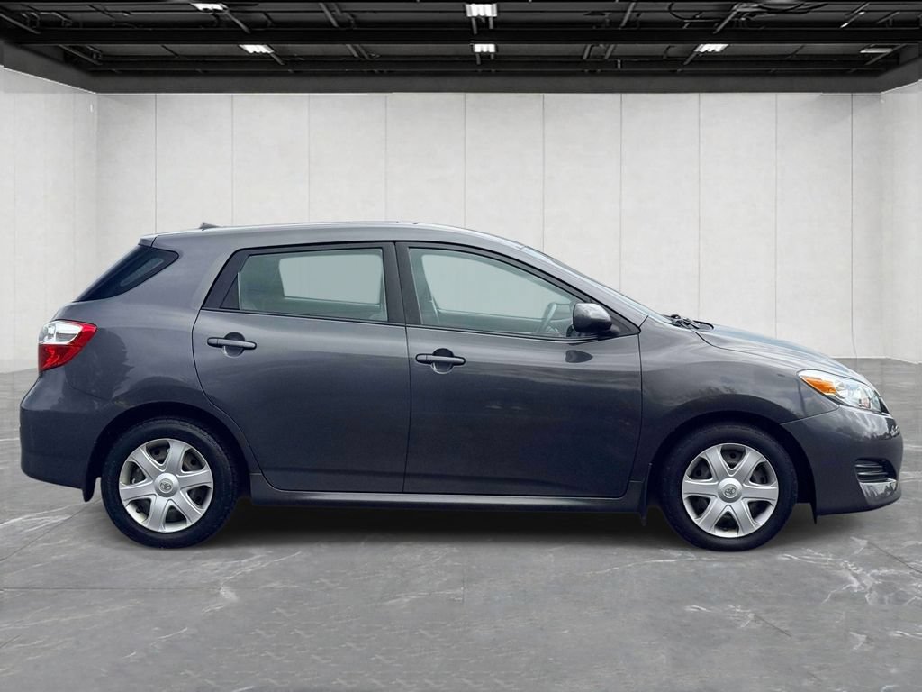 Used 2009 Toyota Matrix S FWD image 4