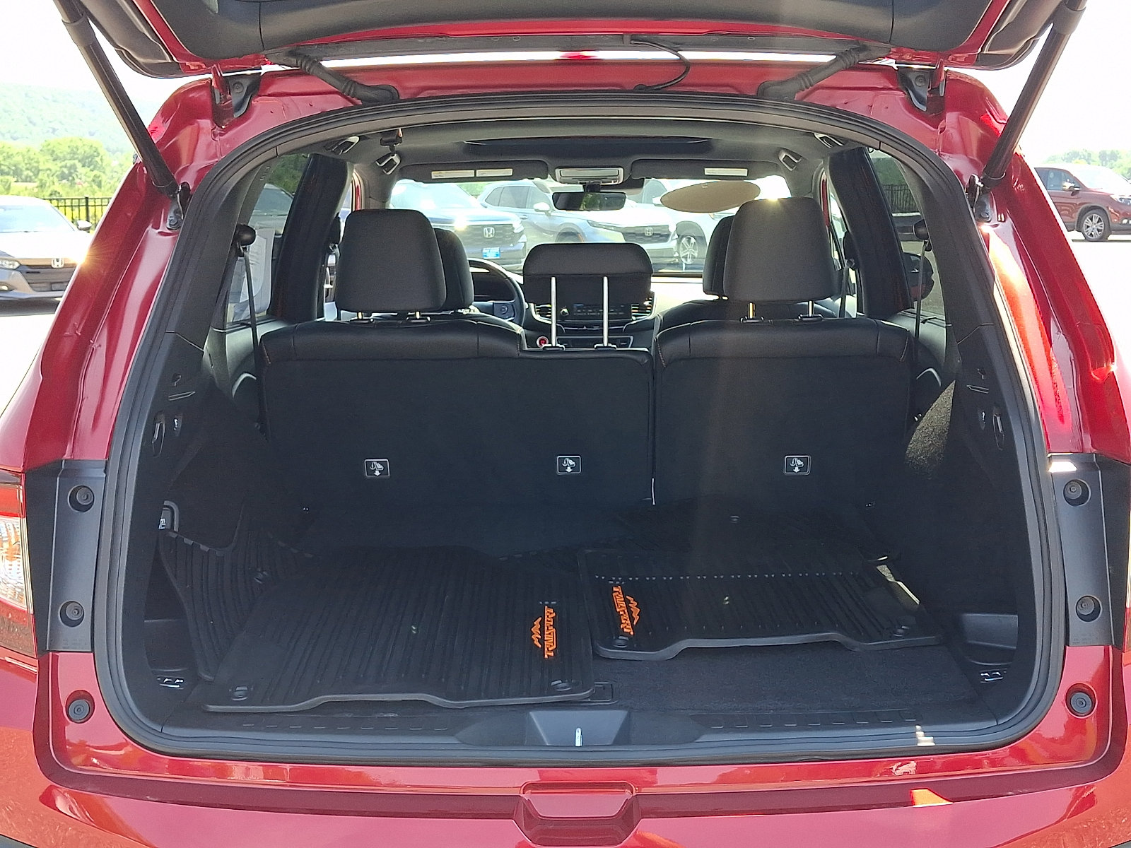 Certified 2023 Honda Passport TrailSport image 30