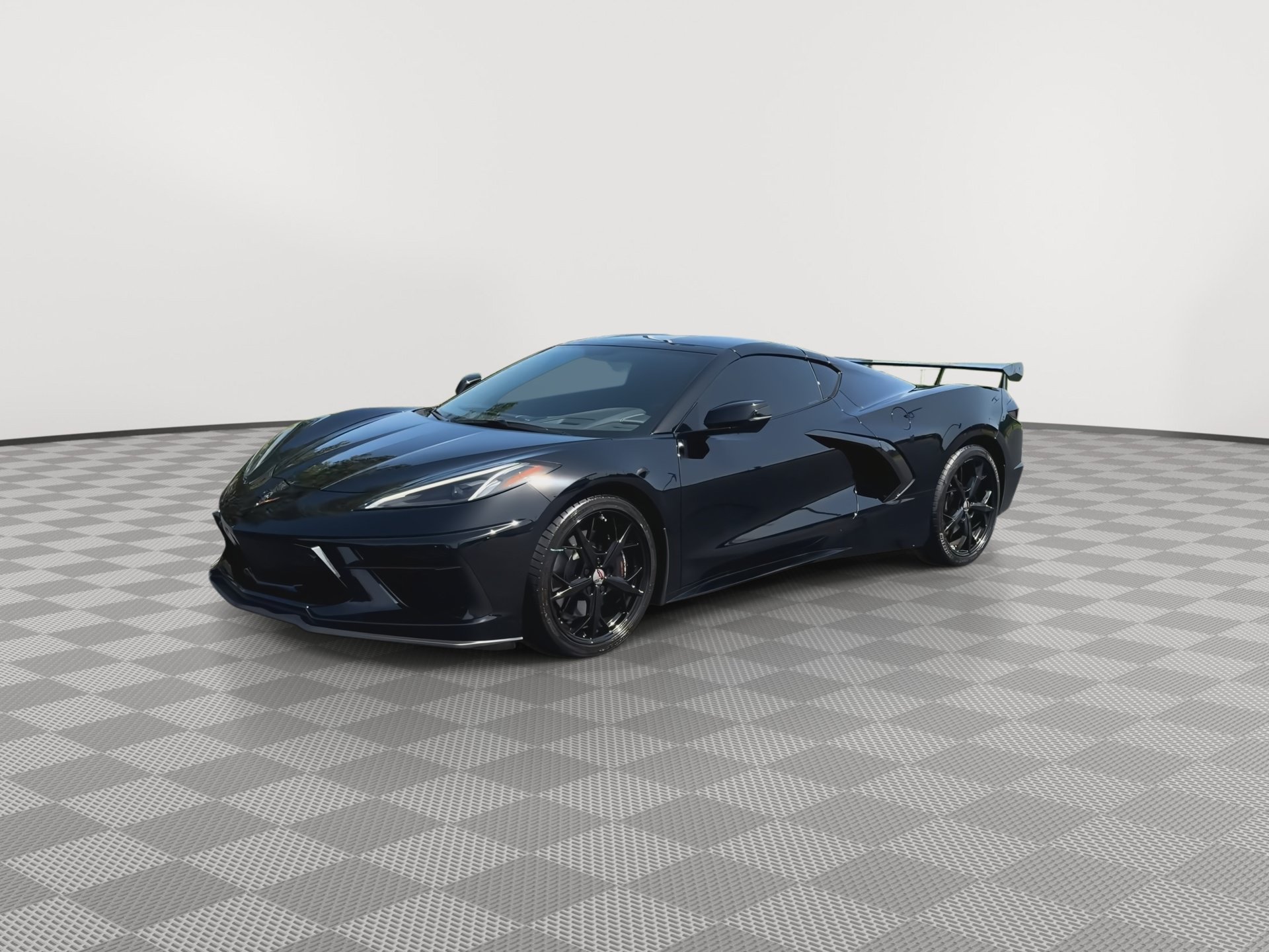 Used 2021 Chevrolet Corvette Stingray Preferred Cpe w/ Z51 Performance Package RWD image 4