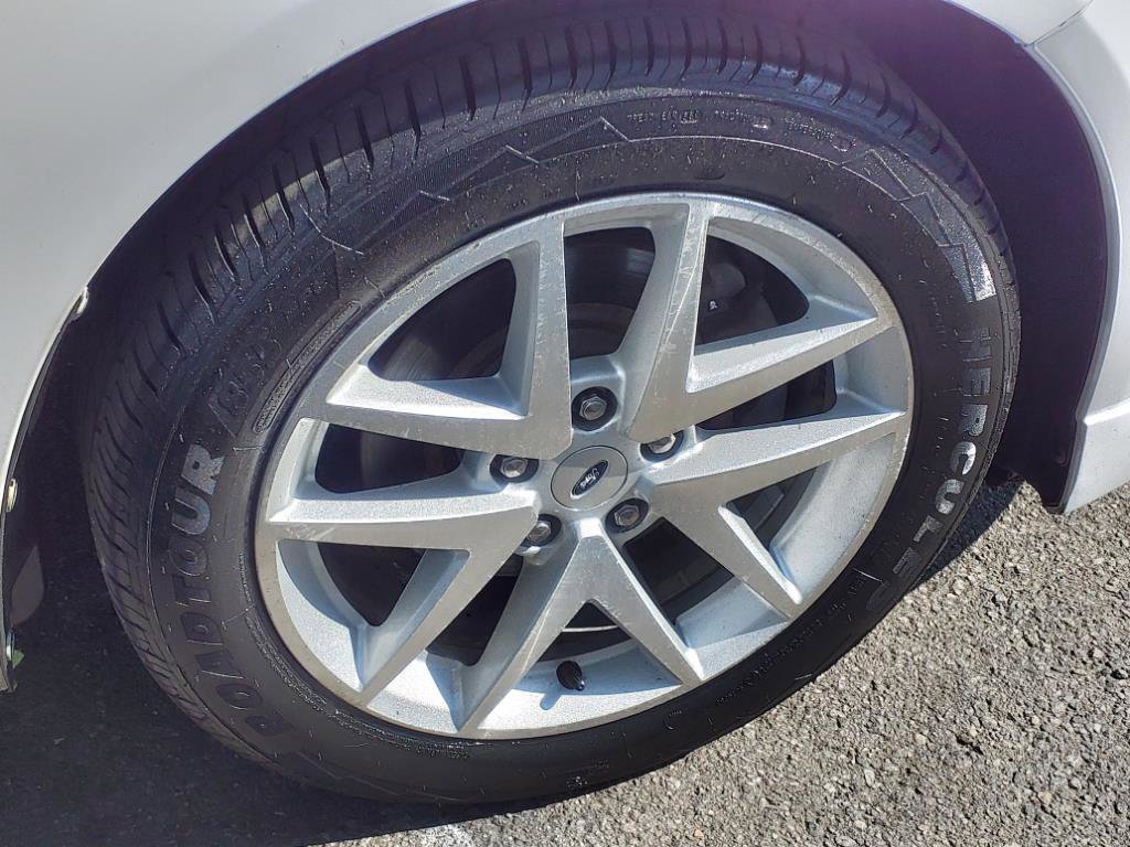 Used 2012 Ford Fusion SEL image 9