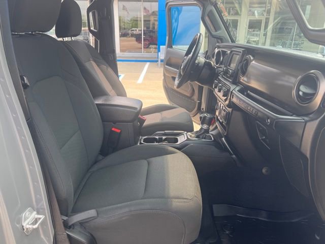 Used 2019 Jeep Wrangler Unlimited Sport w/ Cold Weather Group image 14