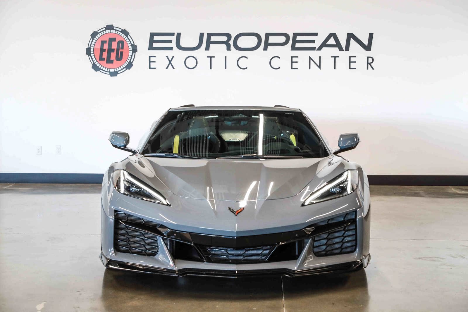 Used 2024 Chevrolet Corvette Z06 w/ Battery Protection Package RWD image 3
