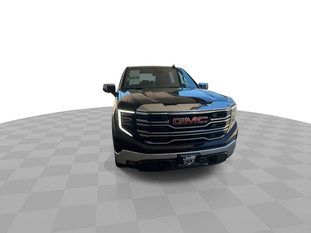 Certified 2025 GMC Sierra 1500 SLT AWD/4WD image 3
