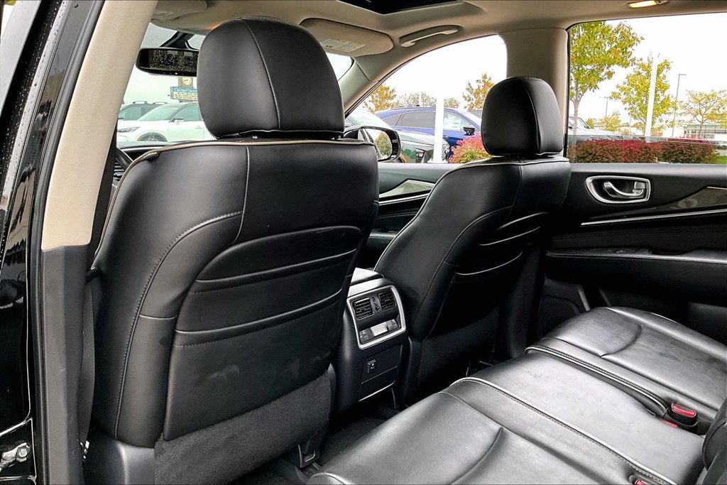 Used 2019 INFINITI QX60 Pure AWD/4WD image 31