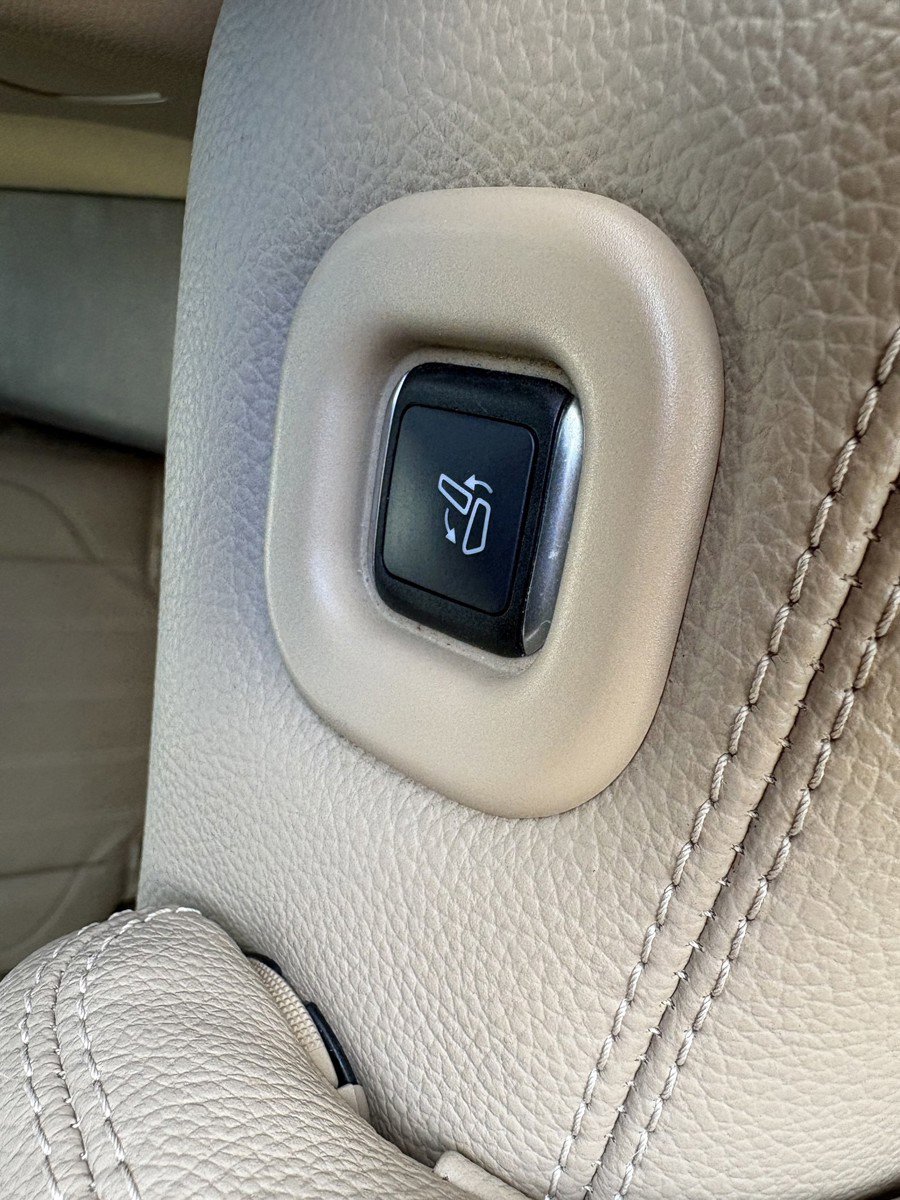 Used 2014 Mercedes-Benz GL 450 4MATIC image 25