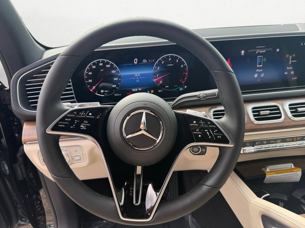 Used 2025 Mercedes-Benz GLE 350 4MATIC image 16