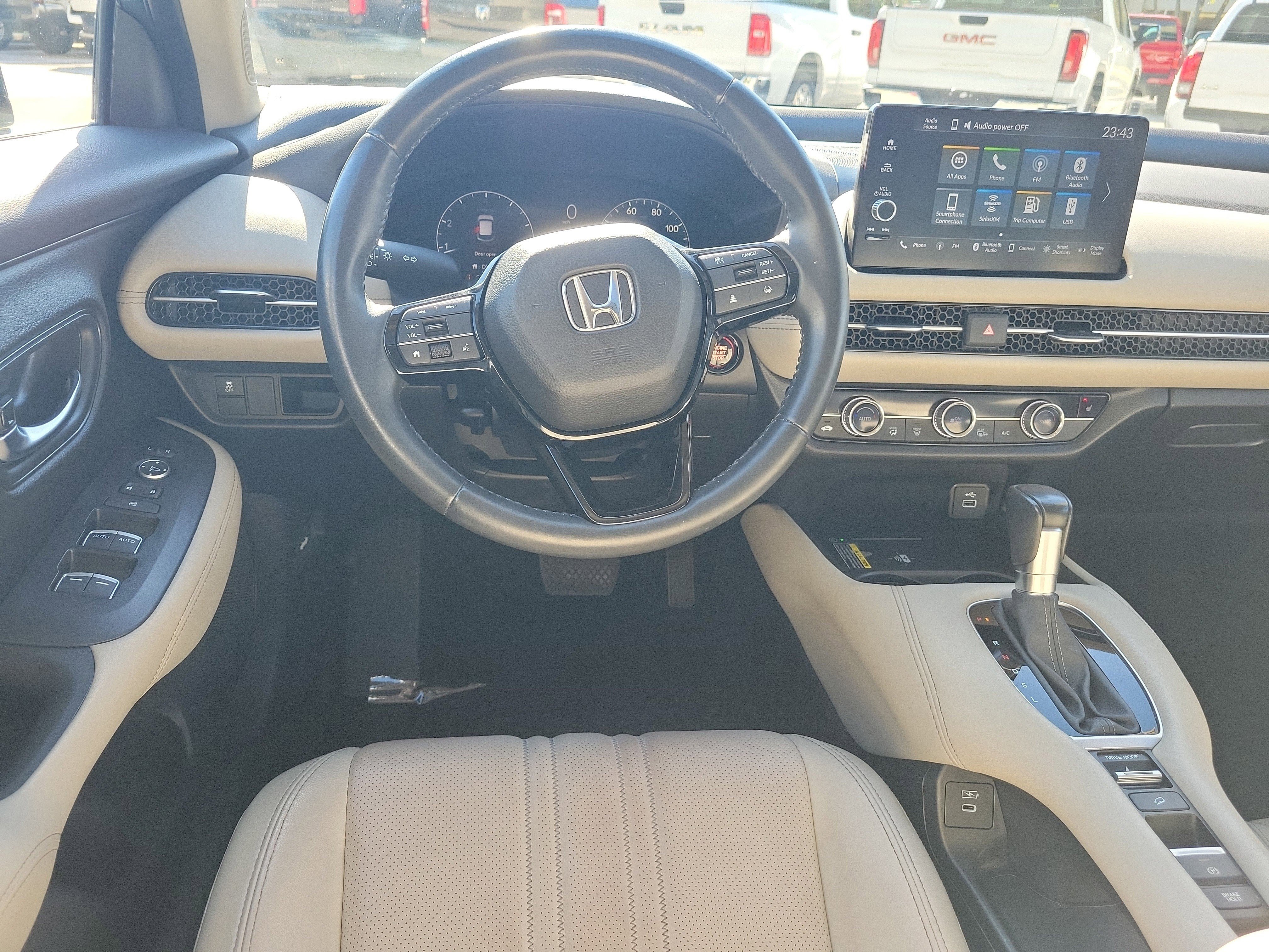 Used 2024 Honda HR-V EX-L image 16