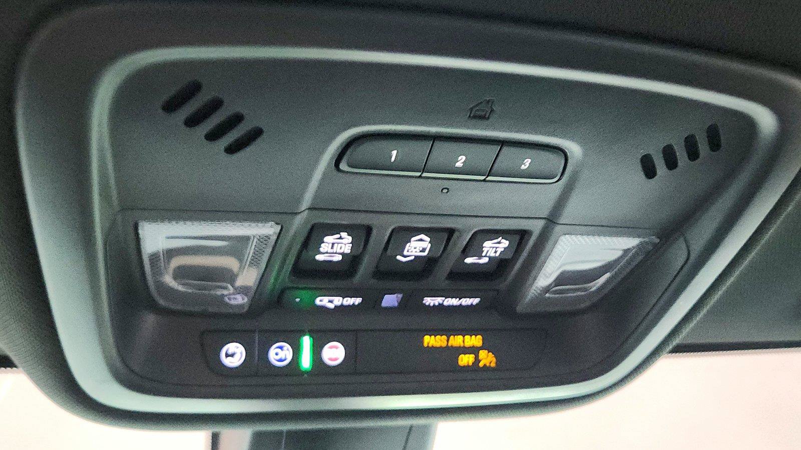 Used 2023 Chevrolet Traverse Premier w/ Redline Edition FWD image 37