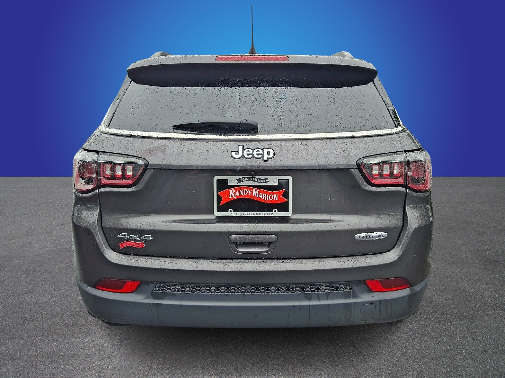 Used 2023 Jeep Compass Latitude AWD/4WD image 5