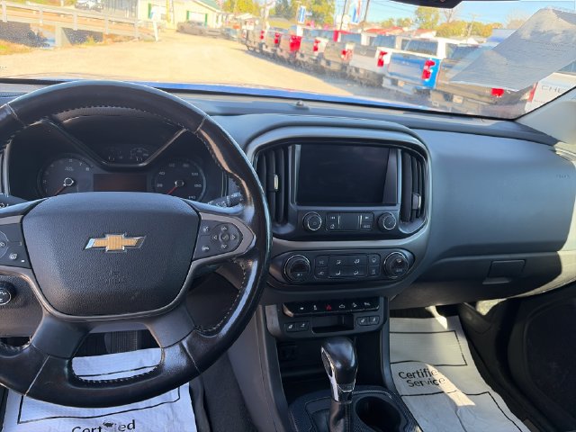 Used 2022 Chevrolet Colorado Z71 AWD/4WD image 12