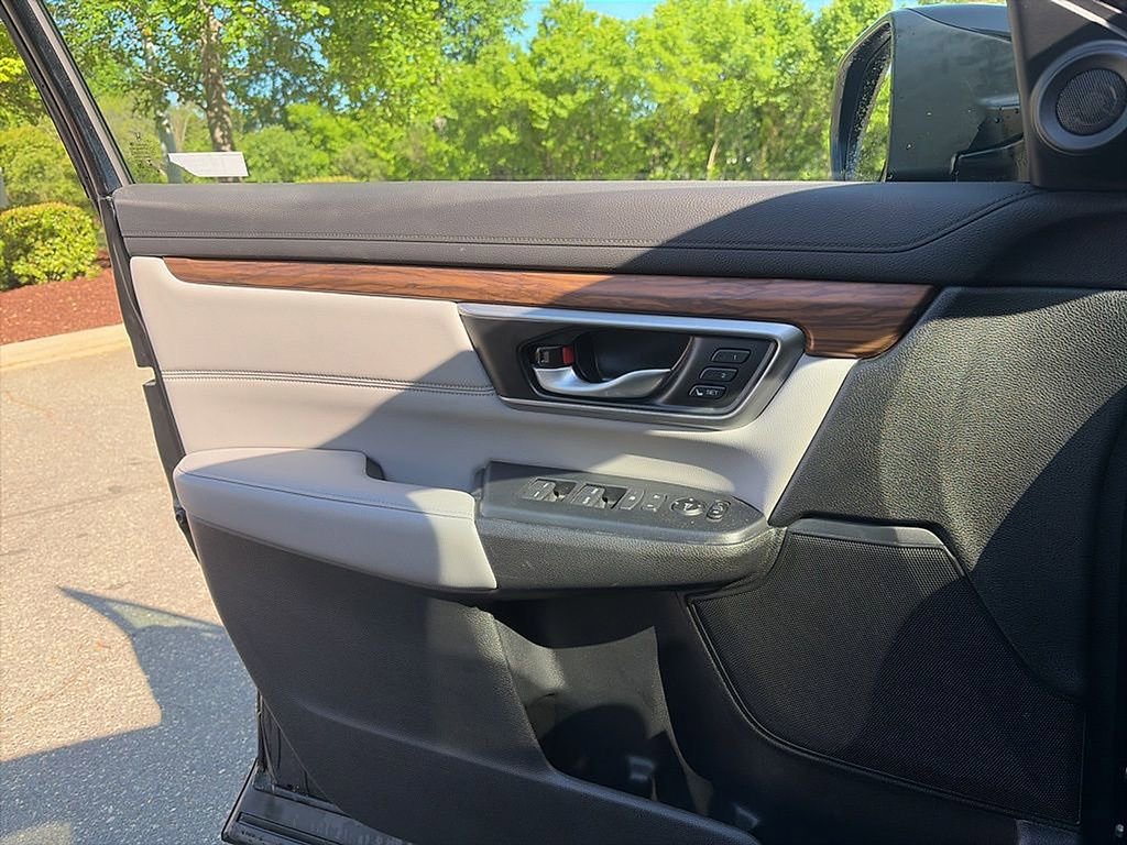 Used 2022 Honda CR-V EX-L image 10