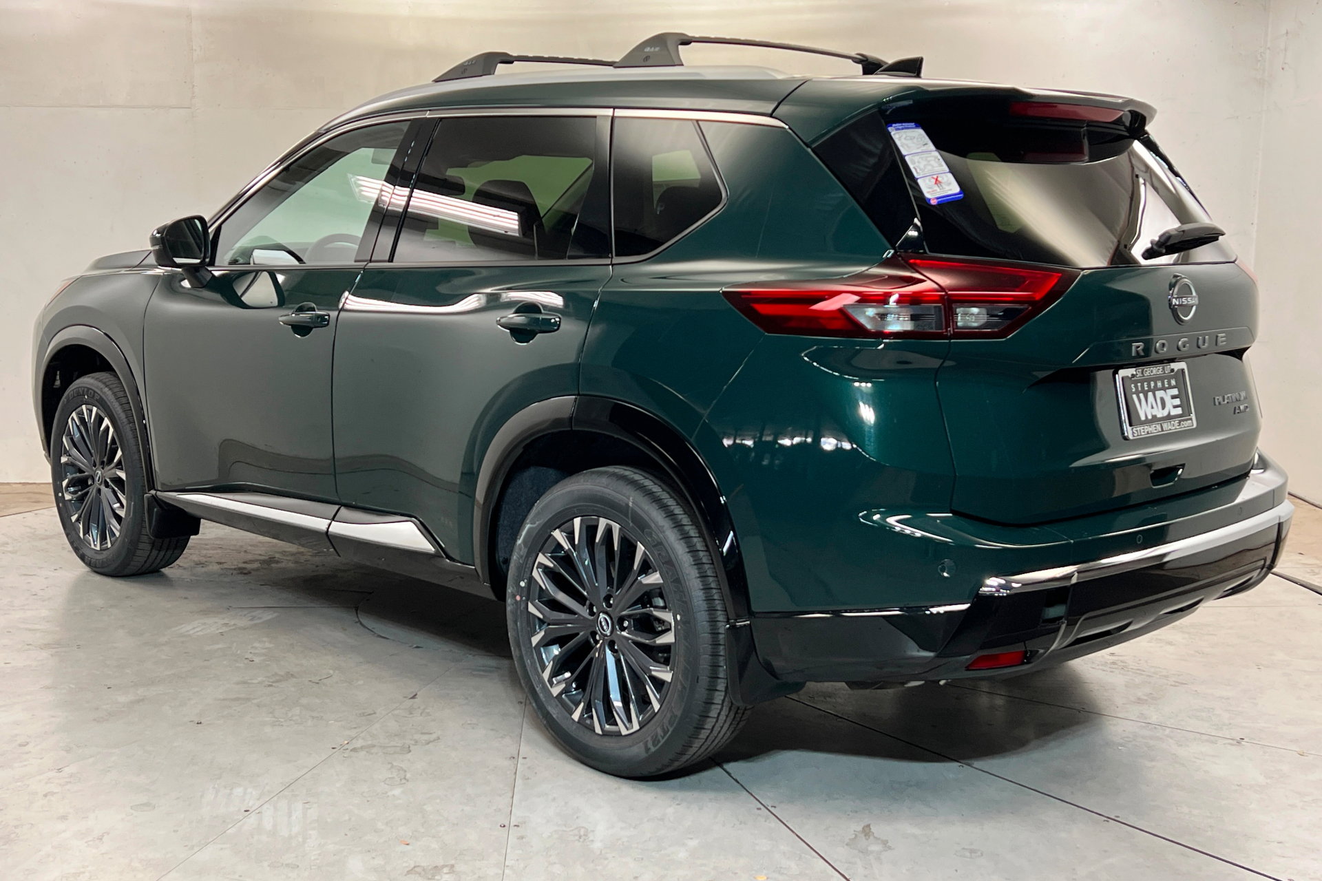New 2026 Nissan Rogue Platinum w/ Platinum Premium Package image 3