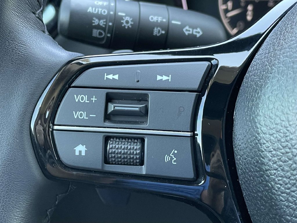 Used 2025 Honda Pilot EX-L image 26