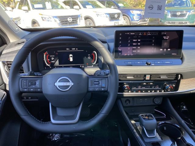 New 2026 Nissan Rogue Platinum image 5