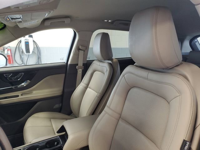 Used 2023 Lincoln Corsair AWD w/ Equipment Group 101A image 13