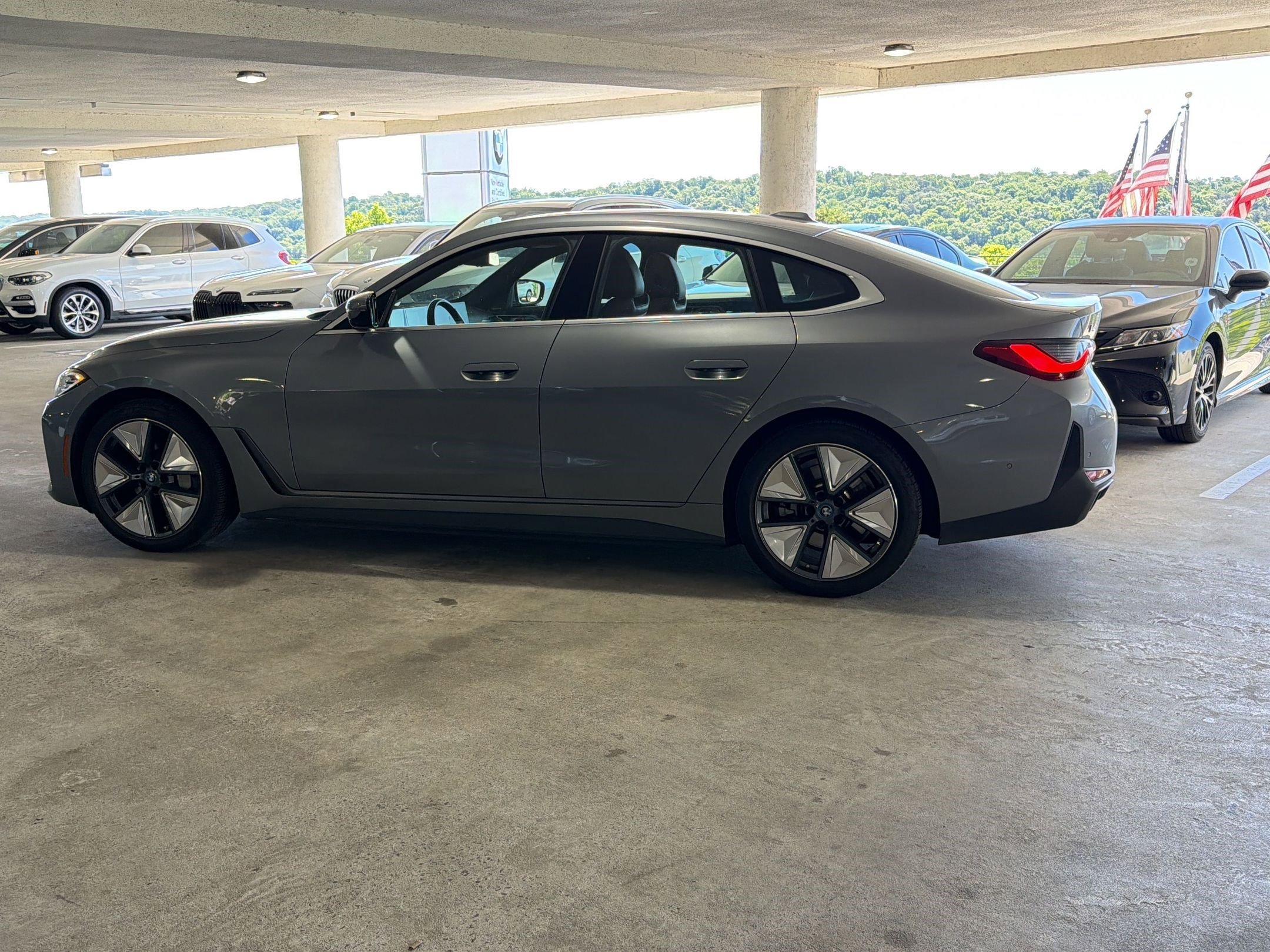 Certified 2023 BMW i4 eDrive40 w/ Premium Package RWD image 2