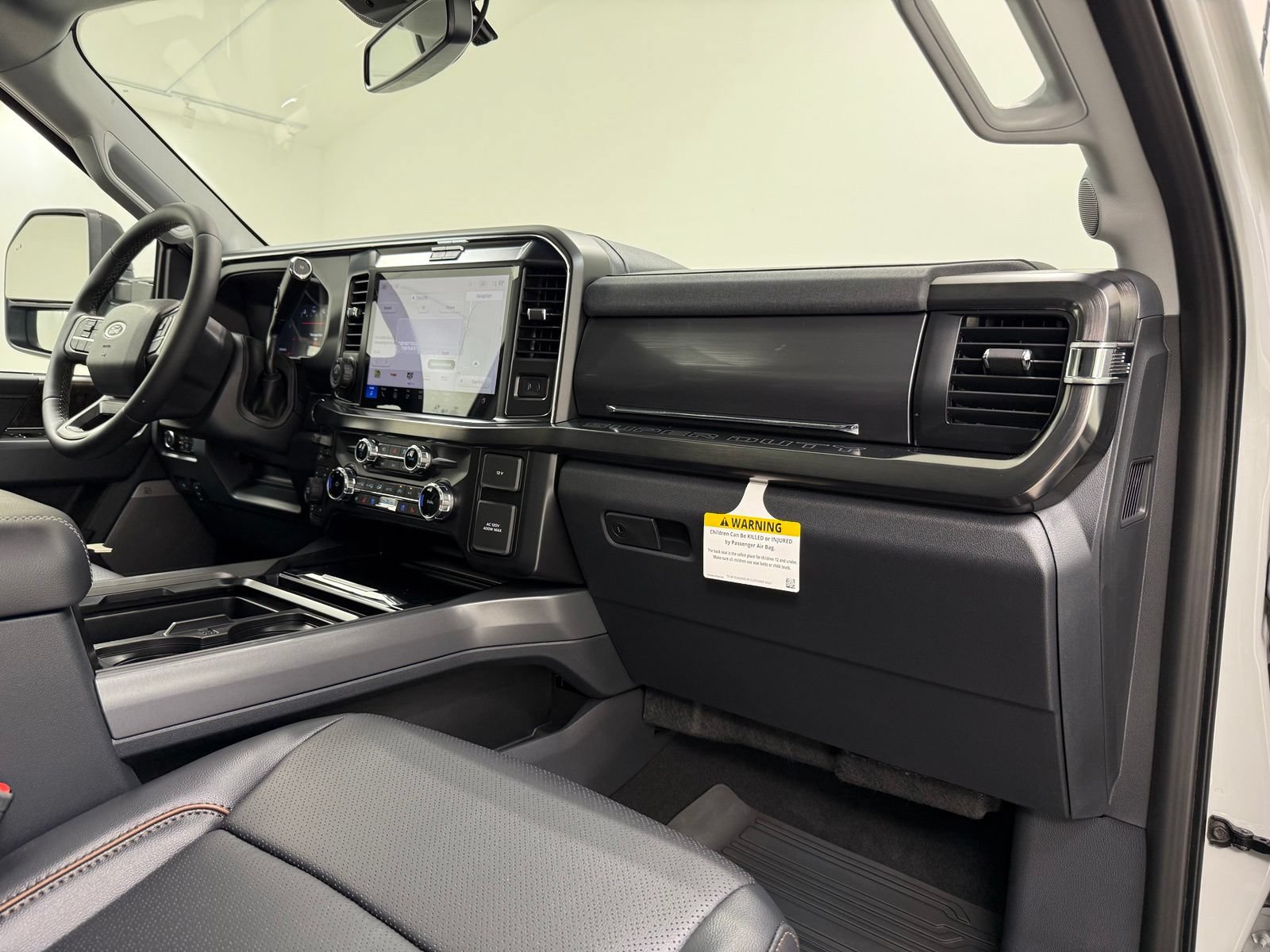 New 2026 Ford F250 Lariat w/ Black Appearance Package AWD/4WD image 37