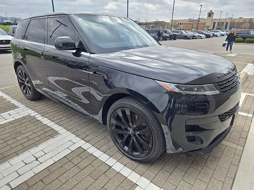 Certified 2024 Land Rover Range Rover Sport Dynamic SE image 3