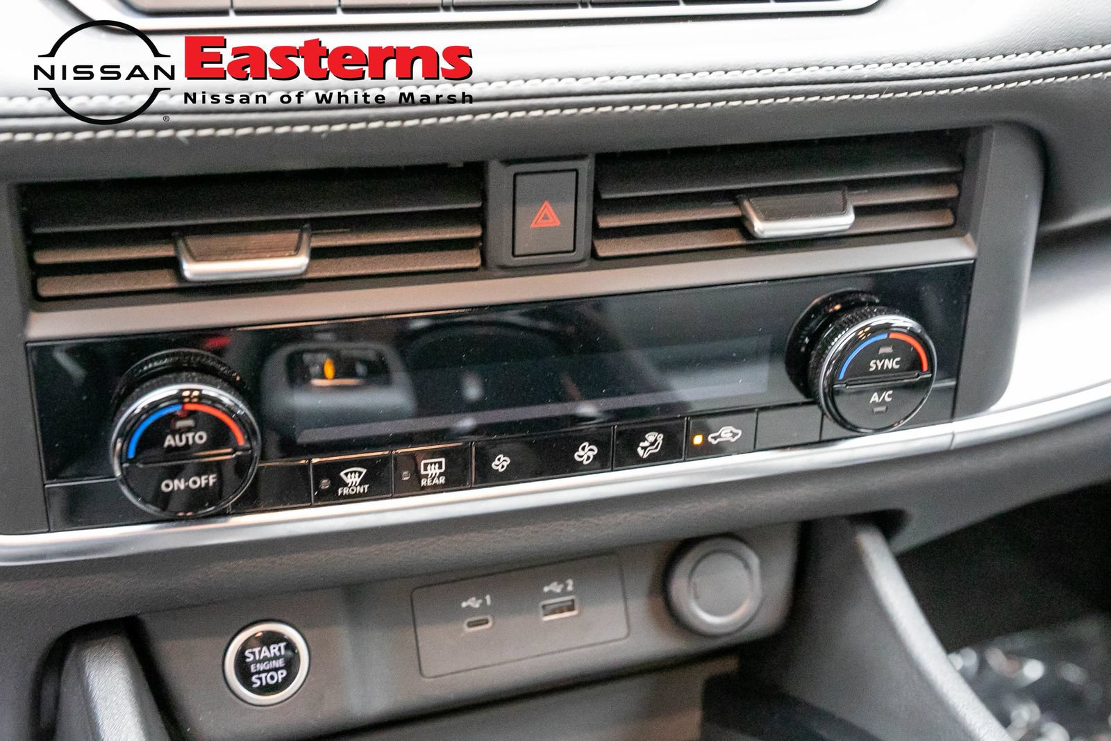 Used 2023 Nissan Rogue SV AWD/4WD image 20