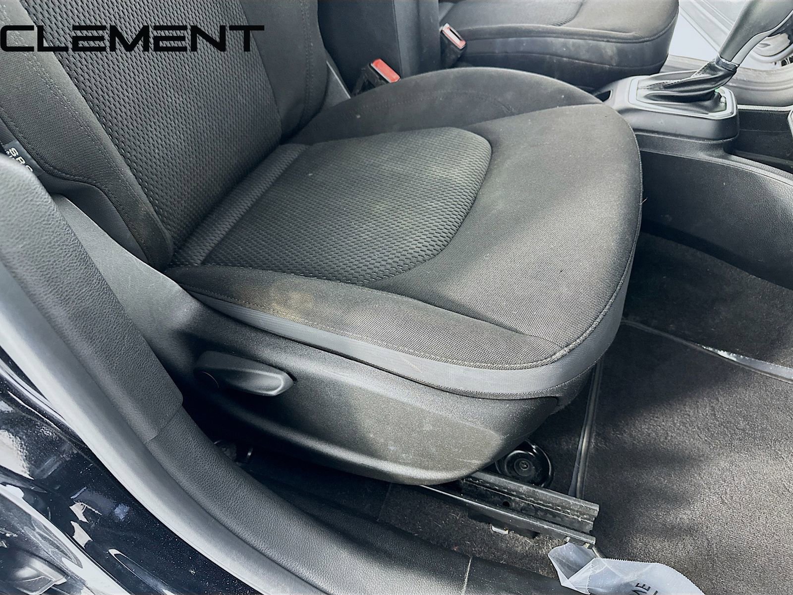 Used 2019 Jeep Renegade Altitude w/ Quick Order Package 2XM image 32