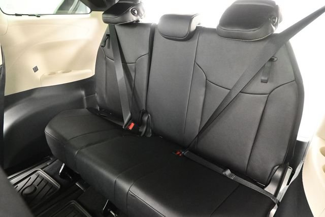 New 2026 Toyota Sienna Limited FWD image 13