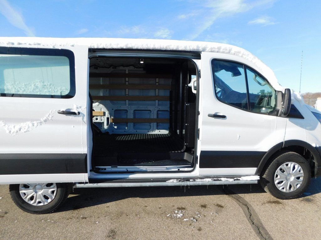 Used 2024 Ford Transit 250 Low Roof w/ Exterior Upgrade Package image 19