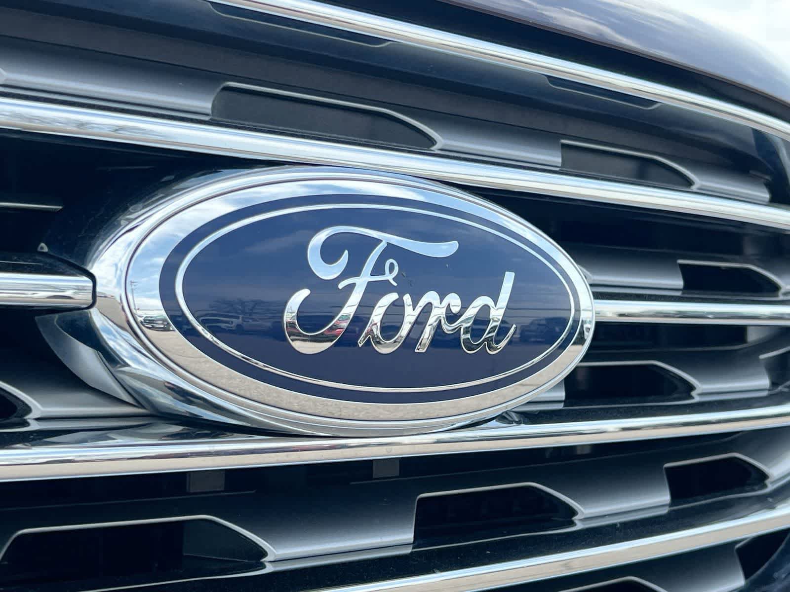 Used 2021 Ford Edge SEL w/ Convenience Package AWD/4WD image 13