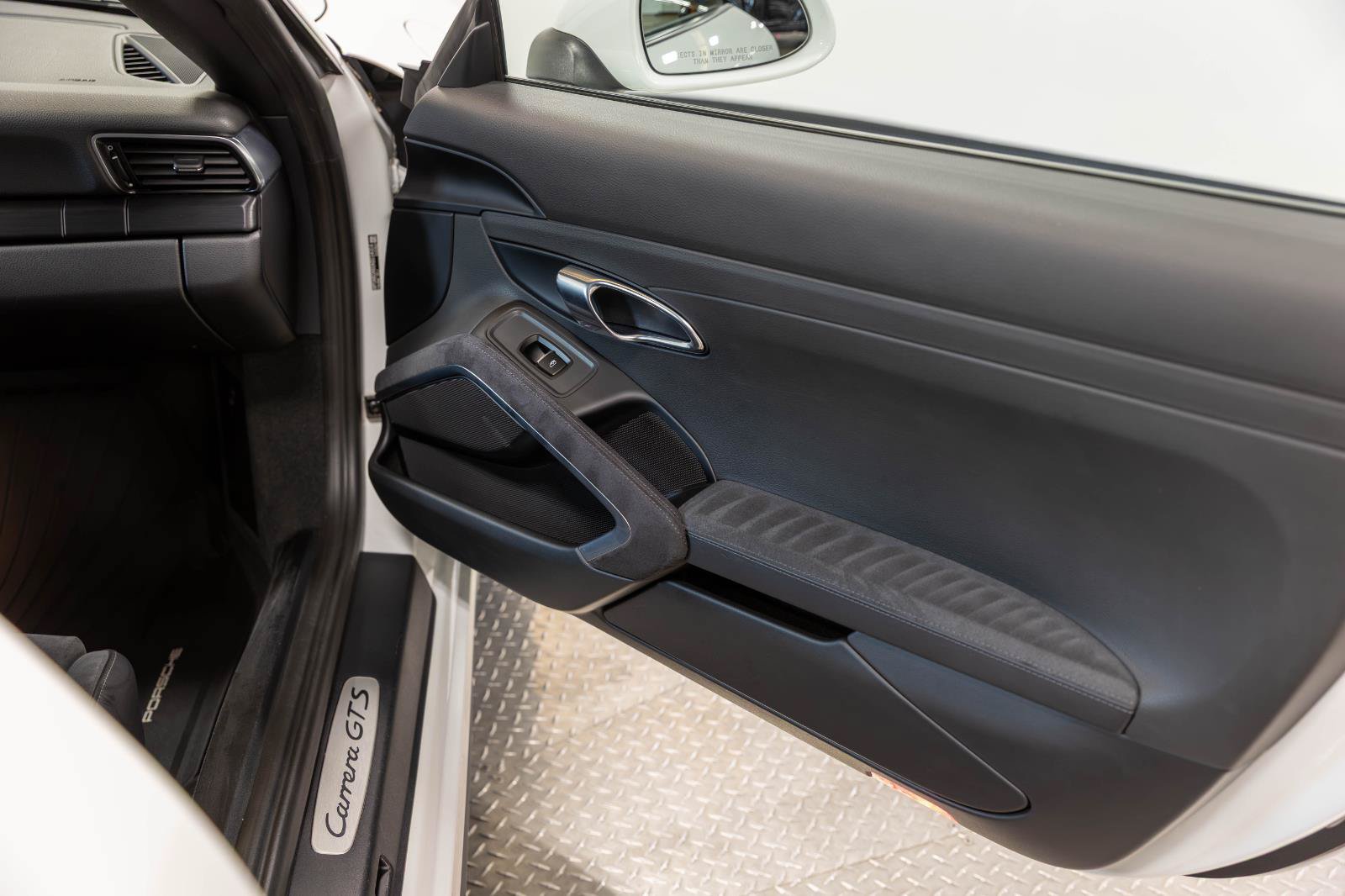 Used 2019 Porsche 911 Carrera GTS RWD image 66