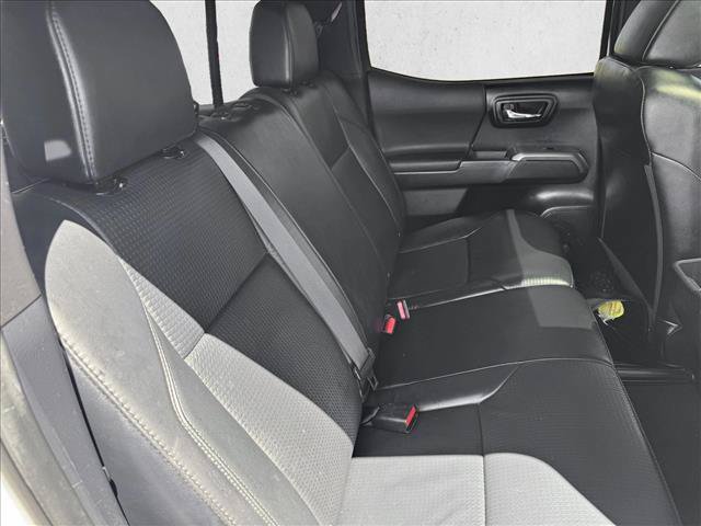 Certified 2019 Toyota Tacoma TRD Off-Road AWD/4WD image 19