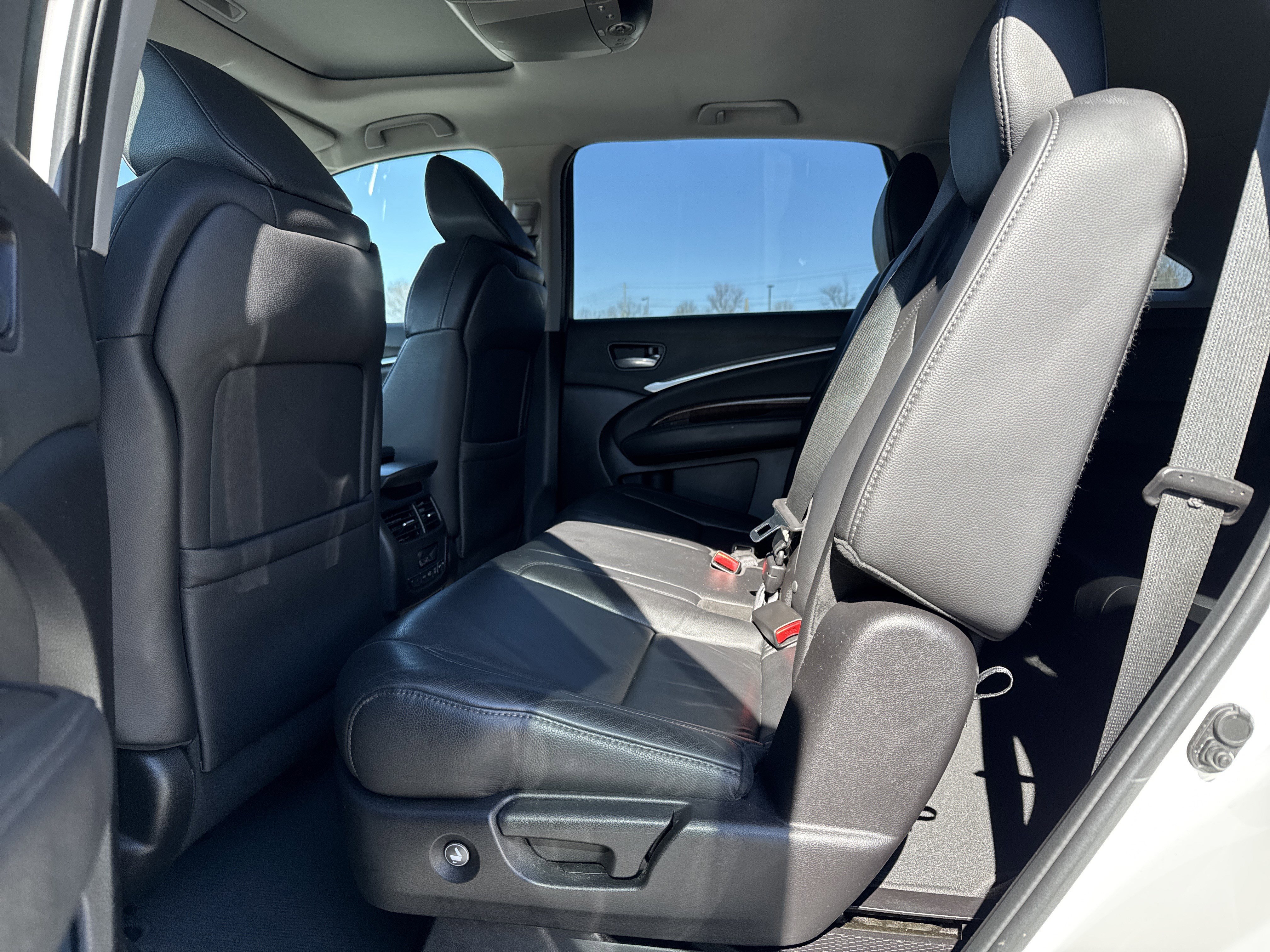 Used 2018 Acura MDX FWD w/ Technology Package image 29