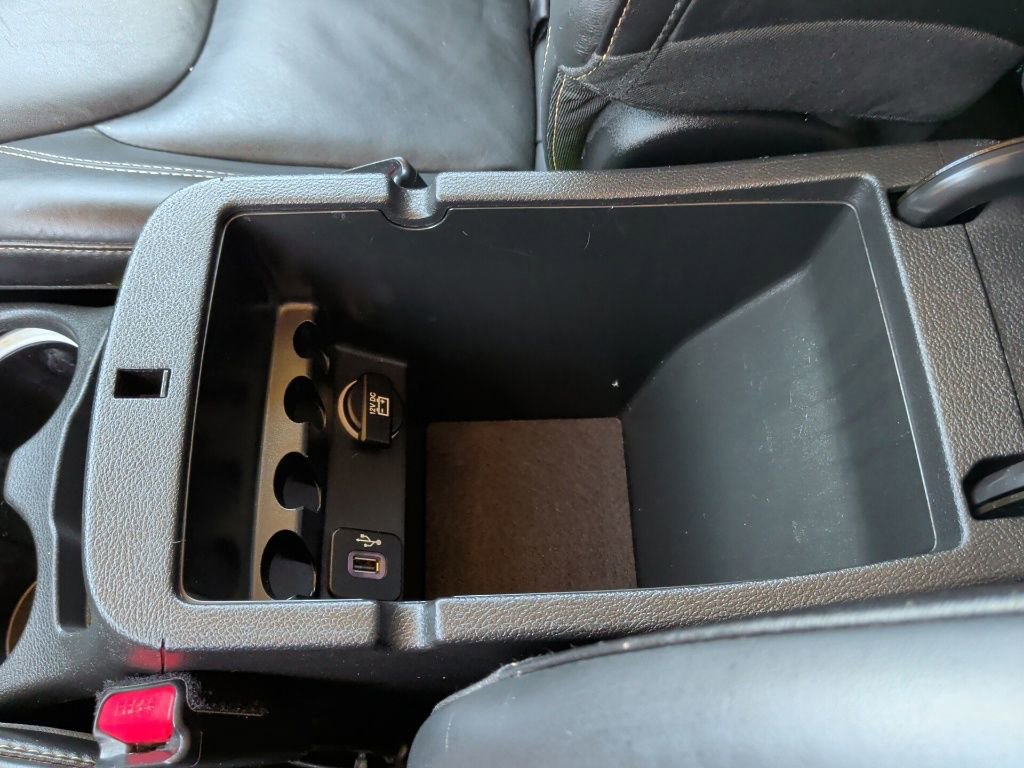 Used 2015 Jeep Cherokee Limited FWD image 32