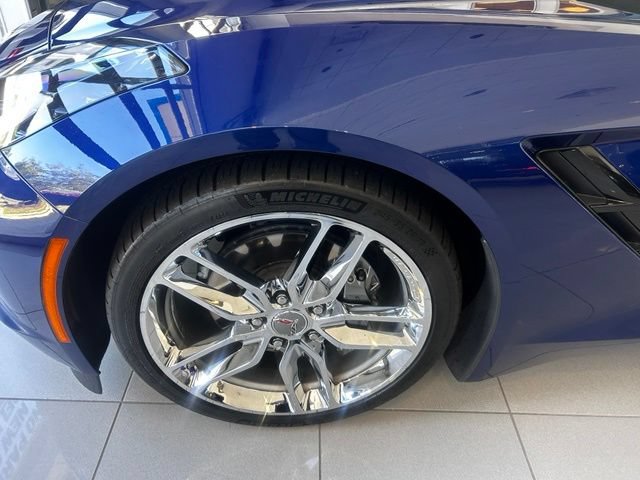 Used 2017 Chevrolet Corvette Stingray Coupe w/ 1LT RWD image 6