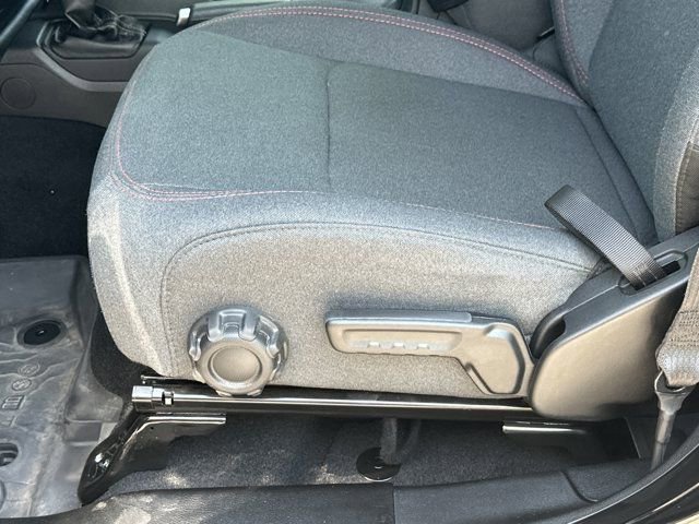 Certified 2025 Jeep Gladiator Rubicon w/ Safety Group AWD/4WD image 10