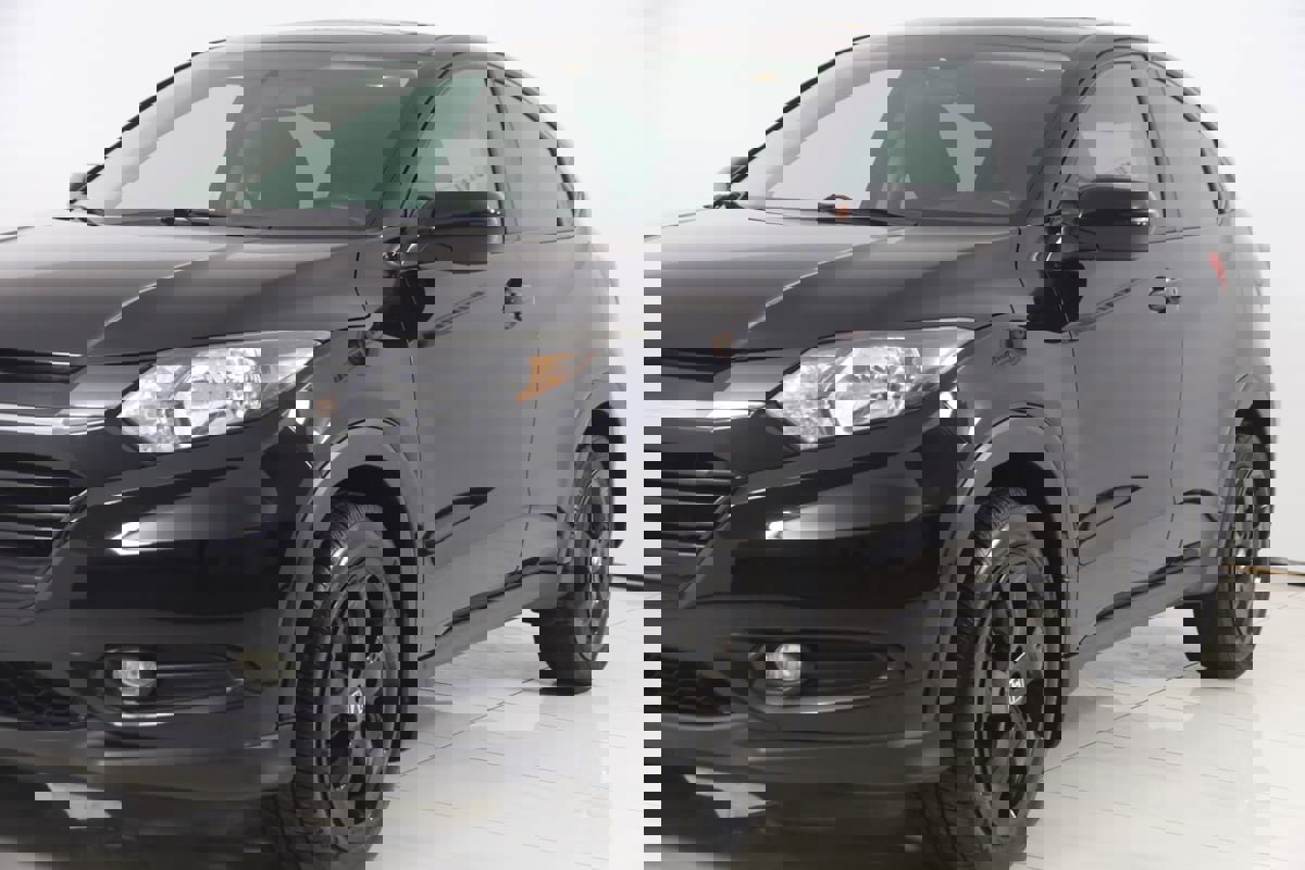 Used 2018 Honda HR-V EX image 48