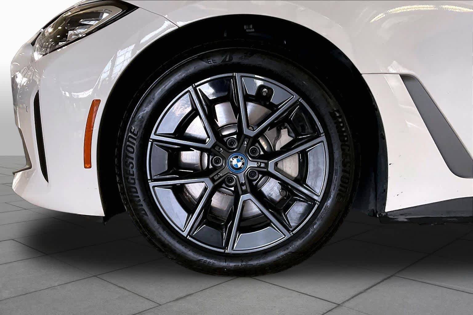 Certified 2023 BMW i4 eDrive35 RWD image 10