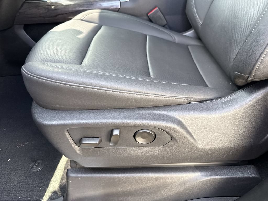 Used 2026 Chevrolet Silverado 1500 LTZ w/ LTZ Premium Package AWD/4WD image 22
