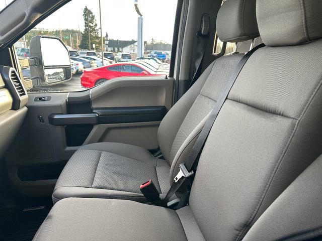 Used 2022 Ford F350 XLT w/ FX4 Off-Road Package image 18