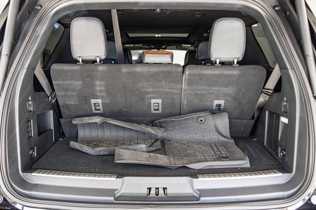 Used 2024 Lincoln Navigator Reserve w/ Equipment Group 201A image 15