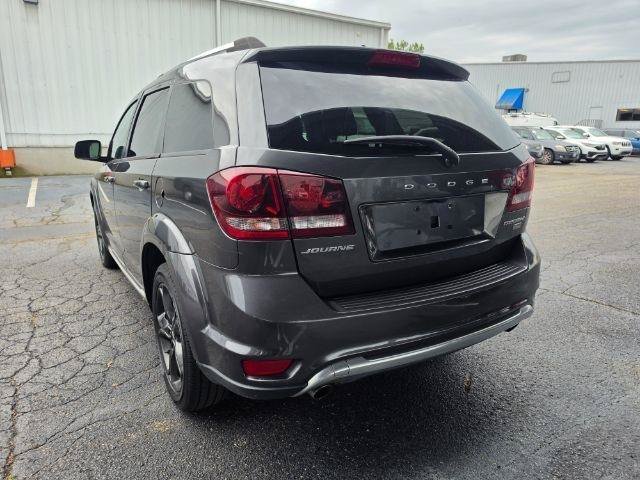 Used 2019 Dodge Journey Crossroad FWD image 6