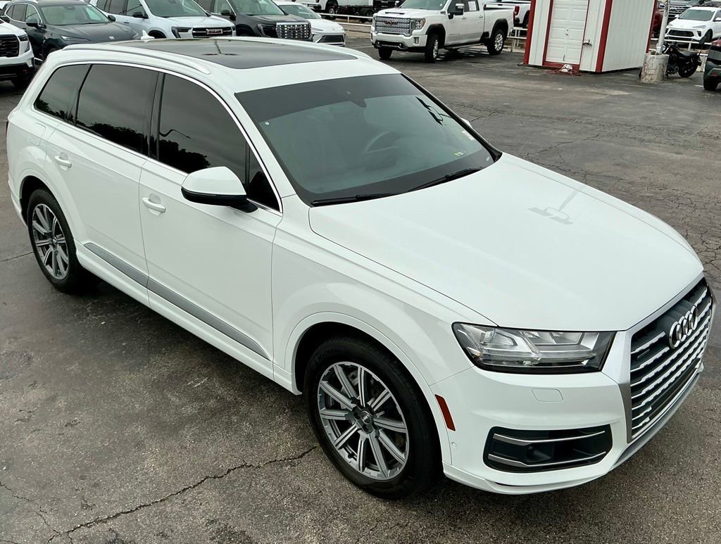 Used 2019 Audi Q7 3.0T Premium Plus w/ Premium Plus Package AWD/4WD image 4