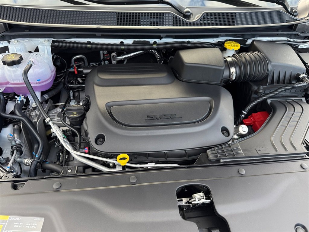 New 2026 Chrysler Pacifica Select image 21