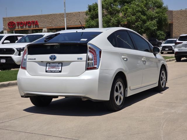 Used 2015 Toyota Prius Two FWD image 4