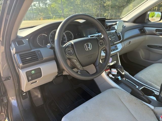 Used 2013 Honda Accord LX image 3