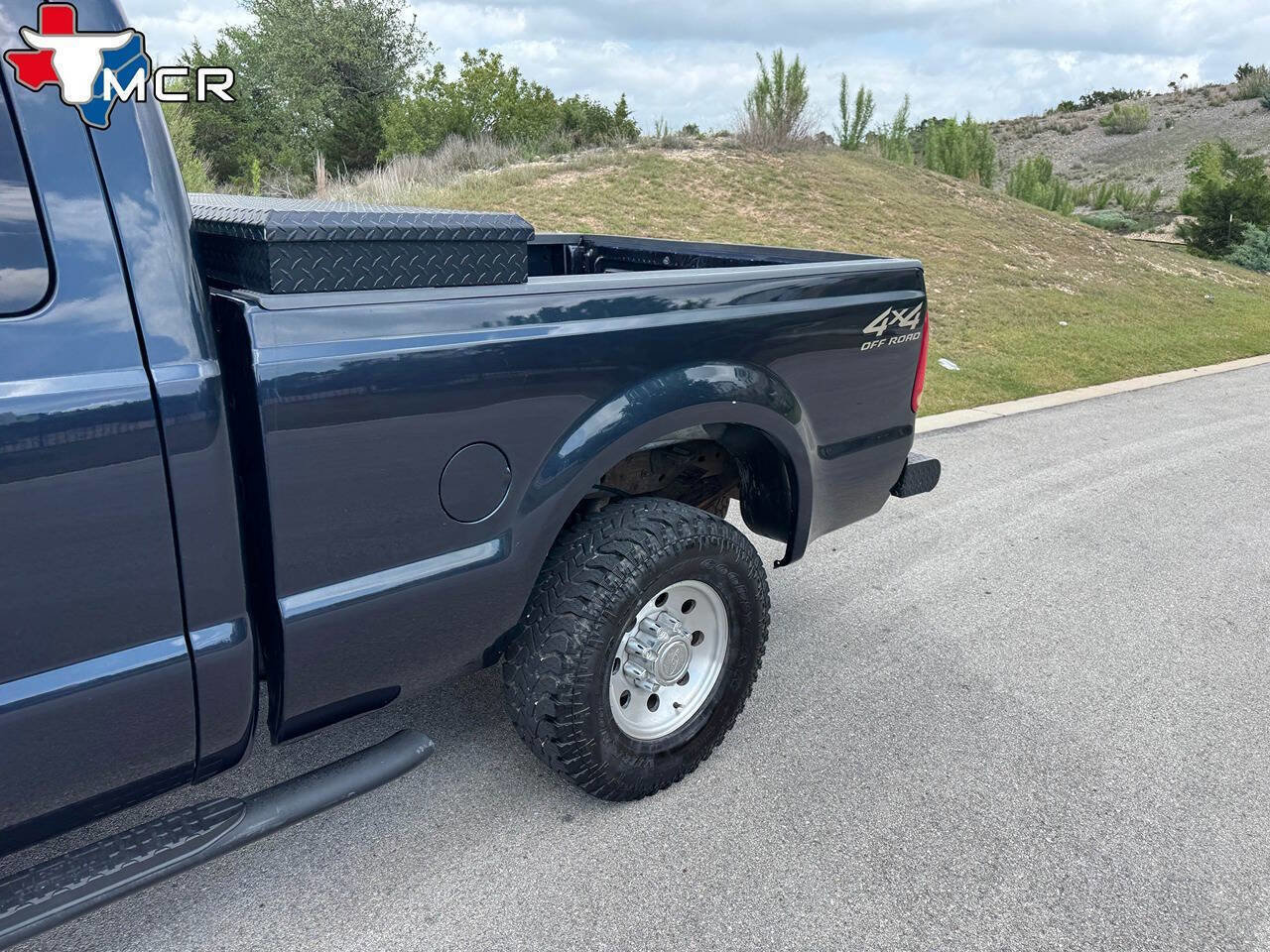 Used 2000 Ford F250 XLT image 14