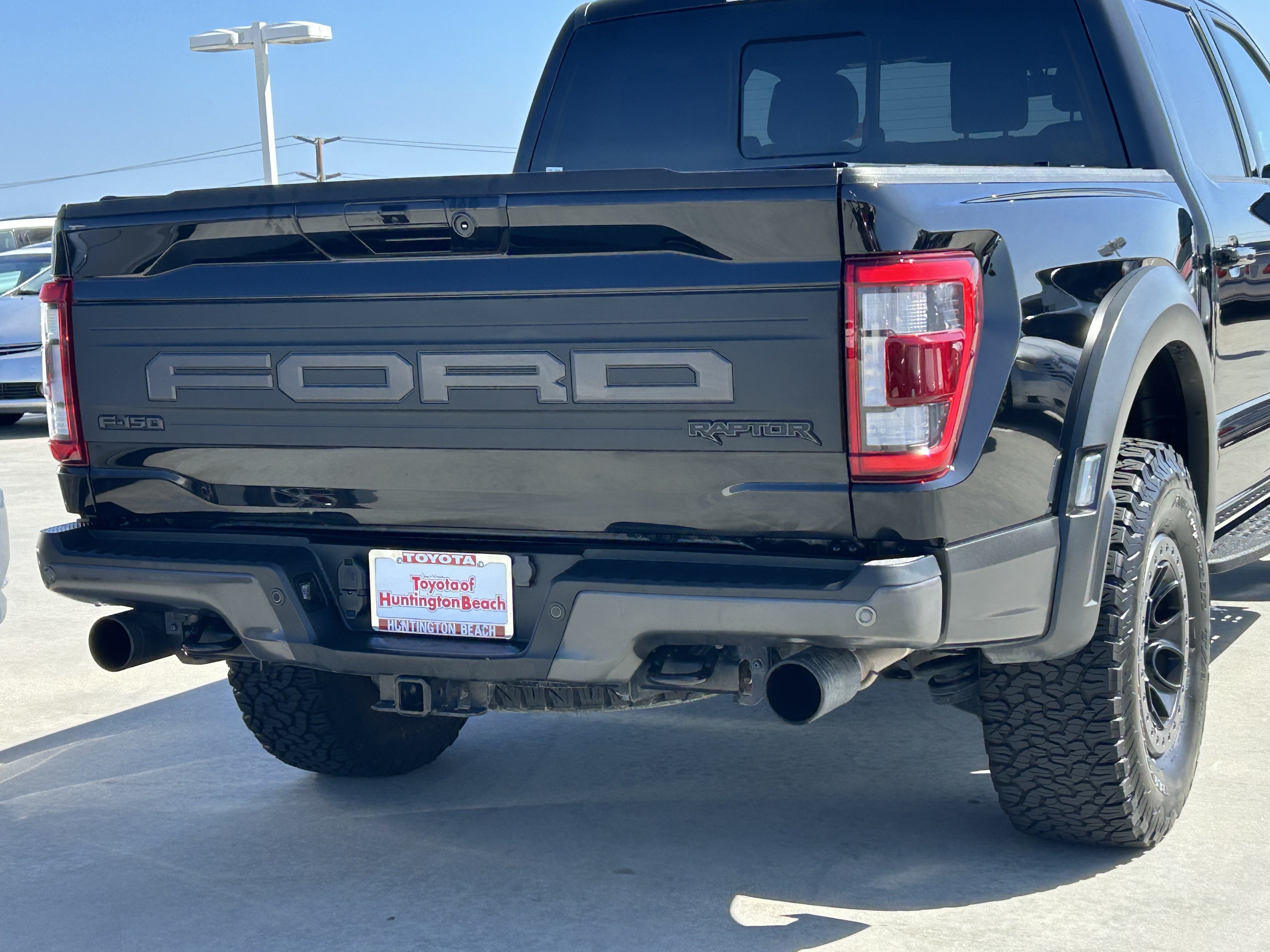 Used 2023 Ford F150 Raptor w/ Raptor Carbon Fiber Package AWD/4WD image 4