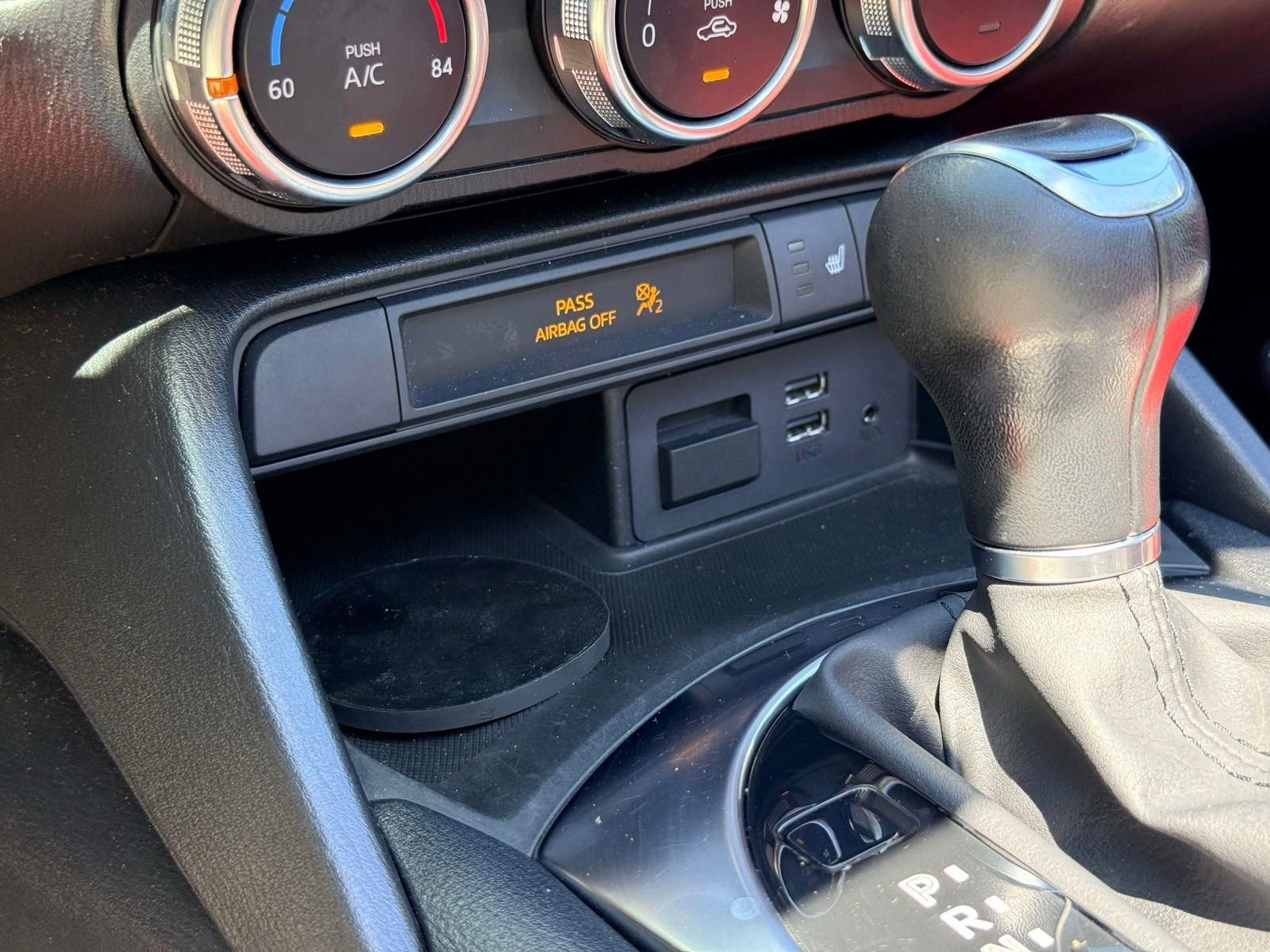 Used 2019 FIAT 124 Spider Abarth w/ Navigation & Sound Group RWD image 37