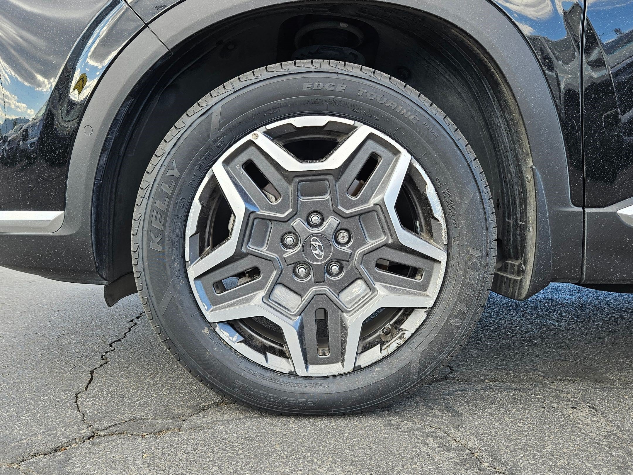 Used 2023 Hyundai Santa Fe Limited w/ Cargo Package AWD/4WD image 14